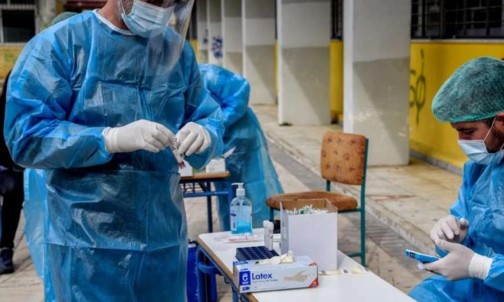 Κορονοϊός: Σοκαριστικοί οι αριθμοί και σήμερα: 60 θάνατοι, 3.209 νέα κρούσματα & 480 διασωληνωμένοι